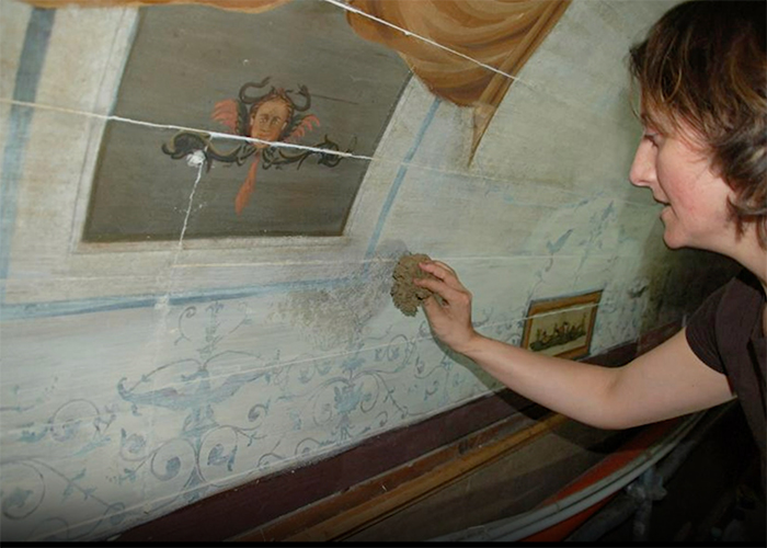 Villa_Farnesina_restauro_grottesche_01